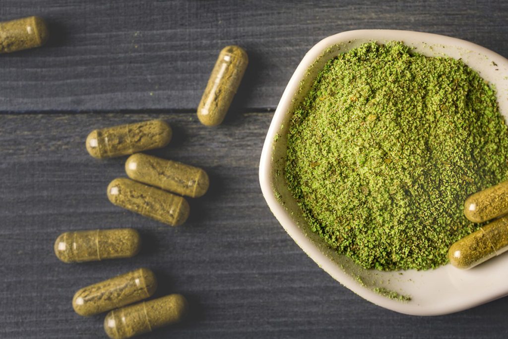 Best Kratom Capsules: Potential Side Effects and Safety Precautions